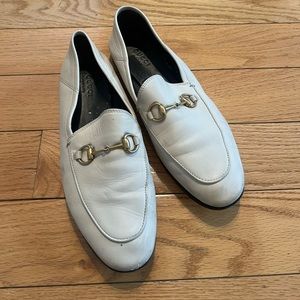 Gucci White loafers- gold details - size 38.5